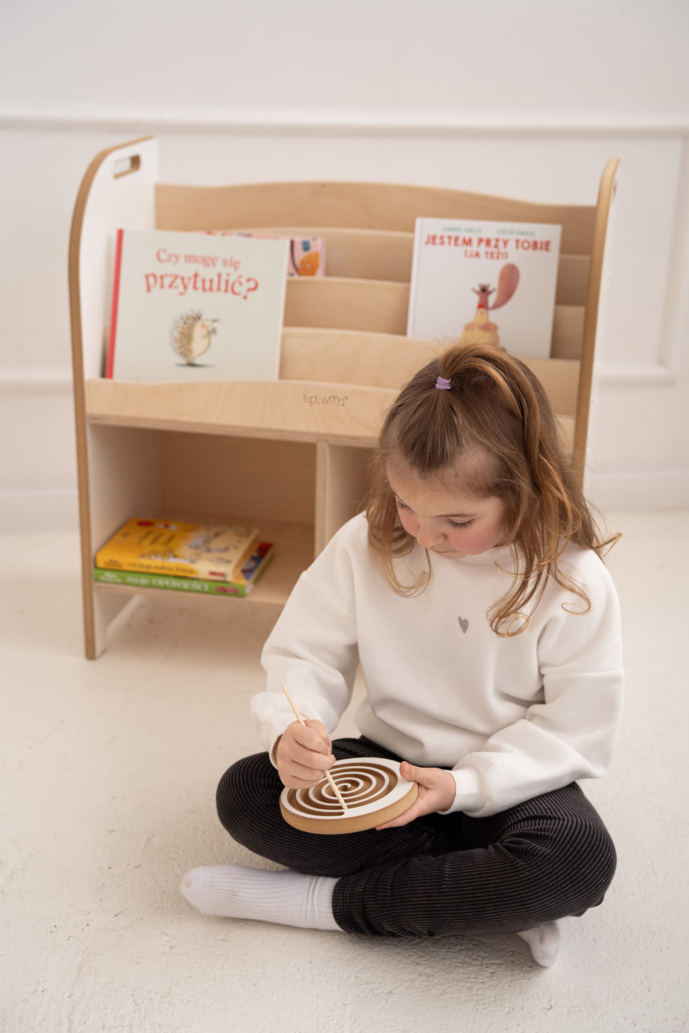 Smart Montessori Bookcase