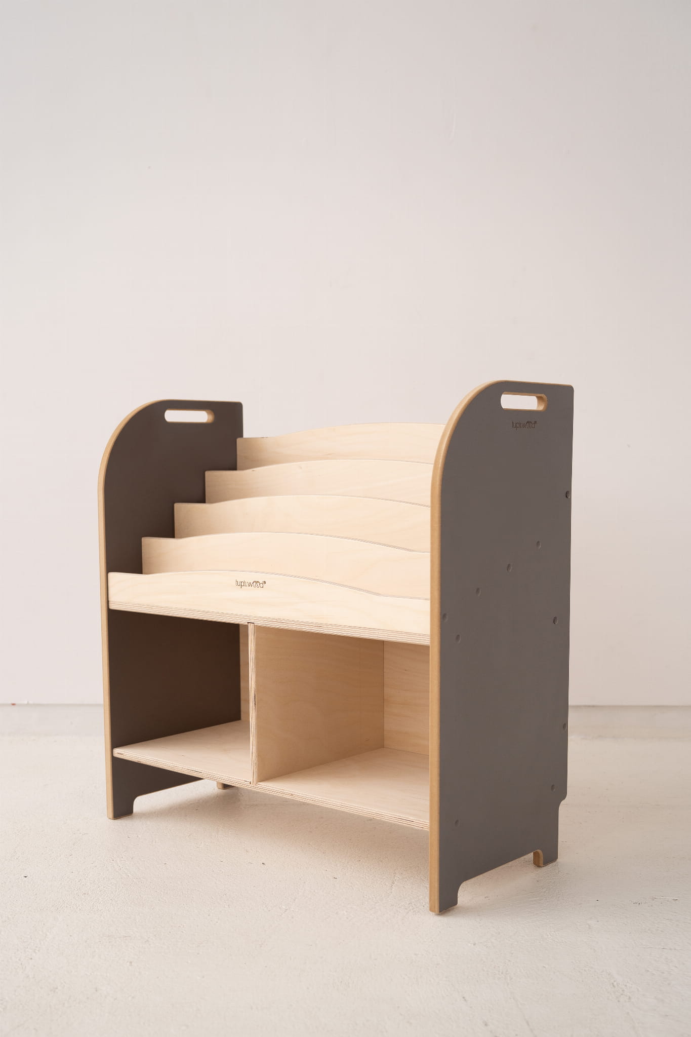 Smart Montessori Bookcase