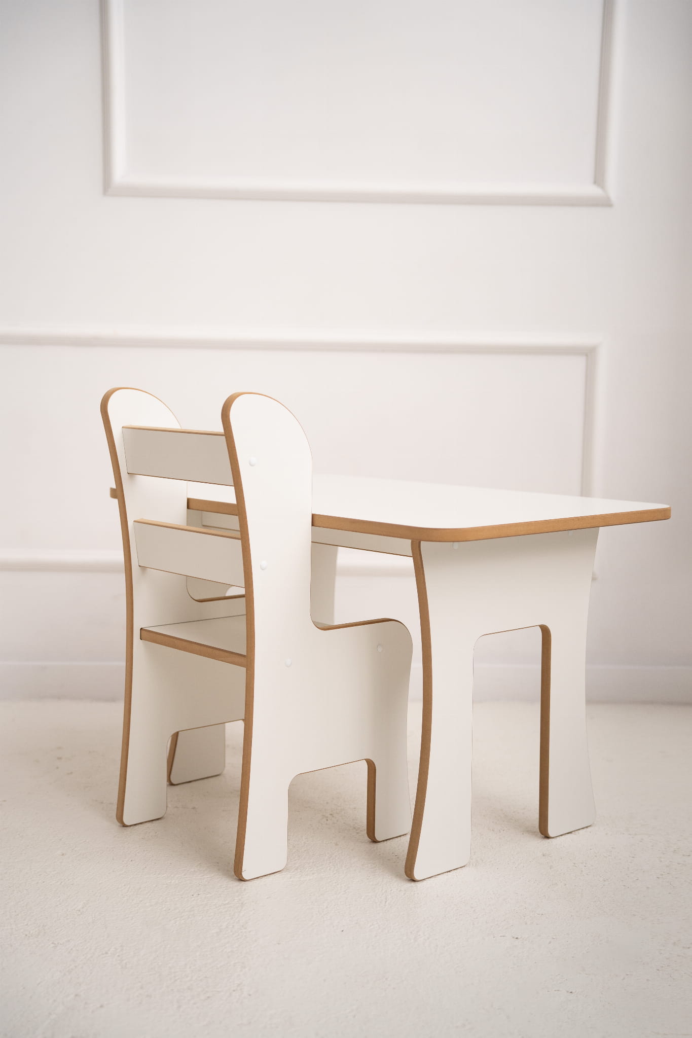 Table et chaise pour enfant