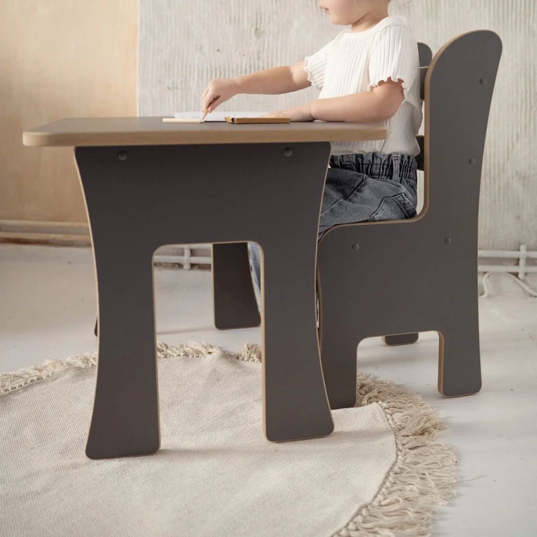 Table et chaise pour enfant