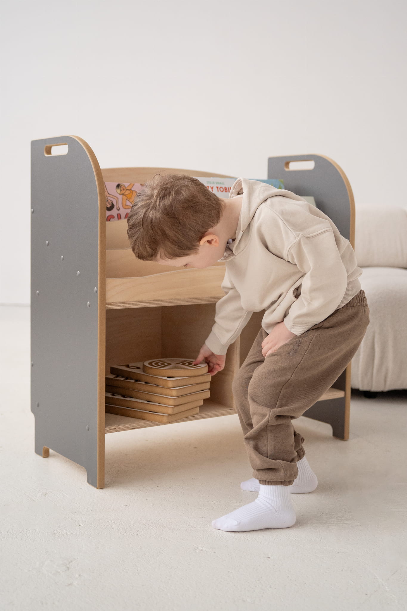 Smart Montessori Bookcase