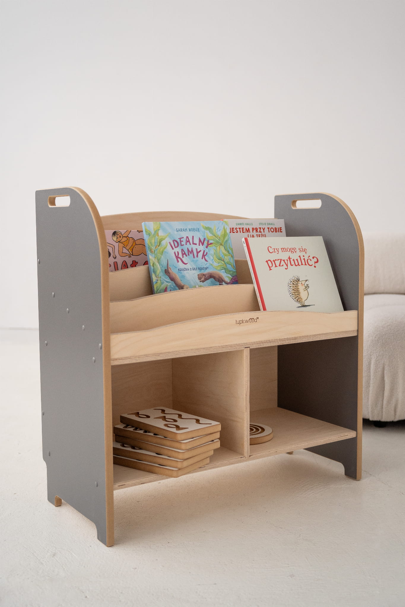 Smart Montessori Bookcase