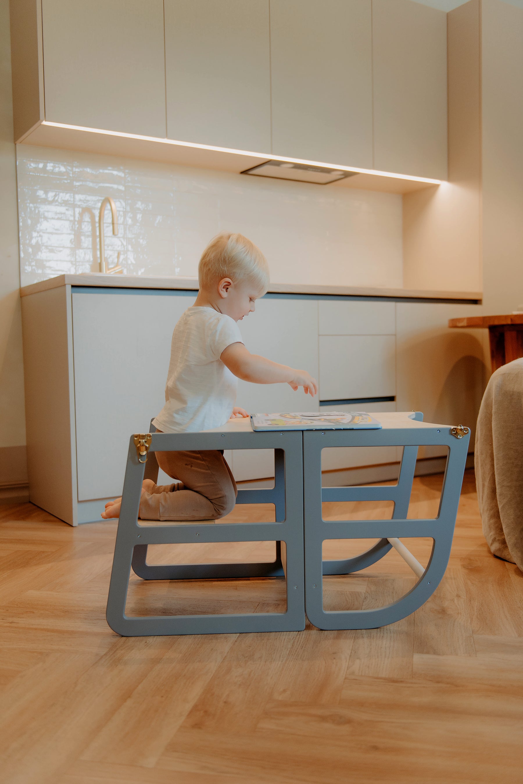 Tour d'observation Montessori 2-en-1