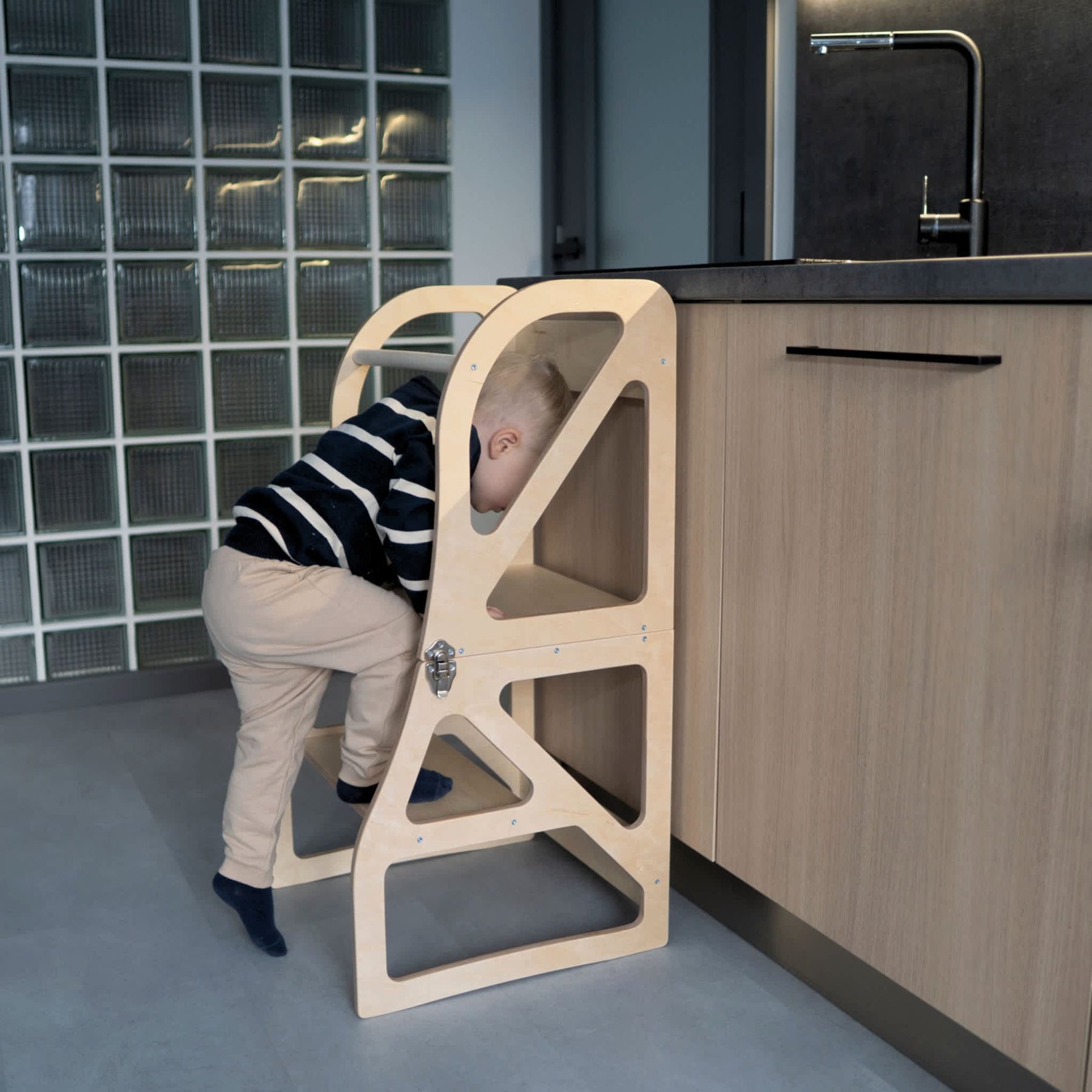 Tour d'observation Montessori 2-en-1 SecureStep